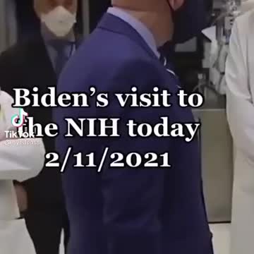 Biden or whoever he is, the prosthetic mask is wrinkled