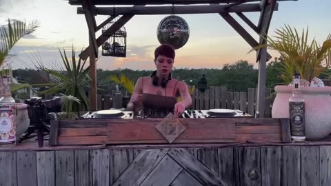 Noemi Coria _ Minimal House mix