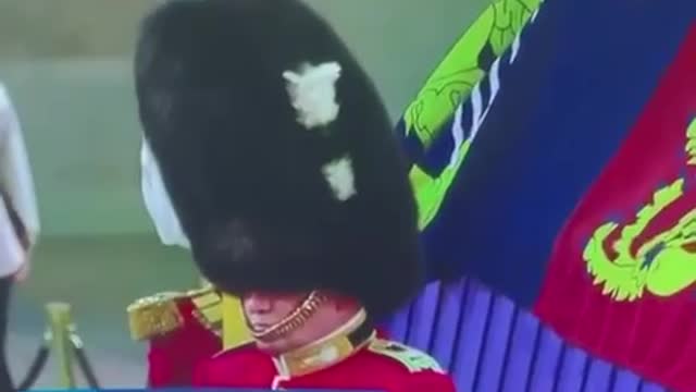 QUEEN'S SOLDIER - HAT ON FIRE!