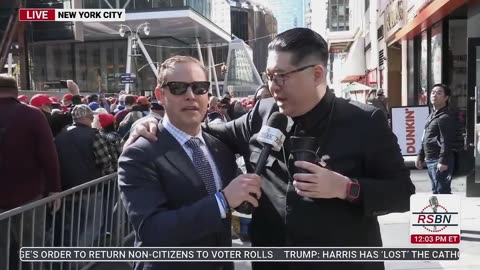 It's getting wild outside Madison Square Garden for rally!