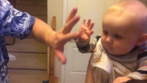 Baby HIGH Five this is crazy 😧, this guy is crazy