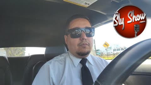 There's No Such Thing As Democrats & Republicans During War Time