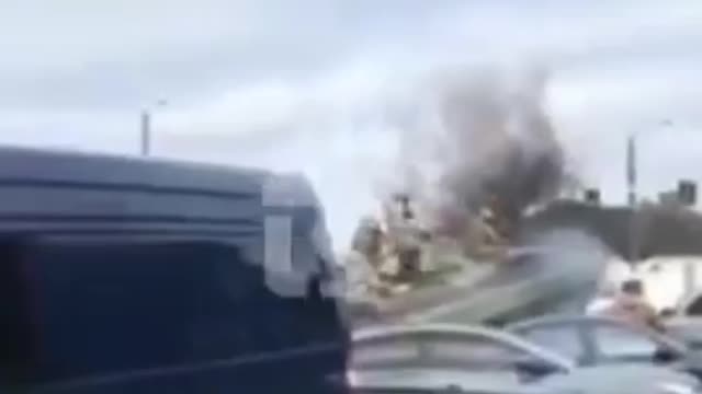 Ukrainian Military Vehicles Reportedly Crushing Civilian Cars
