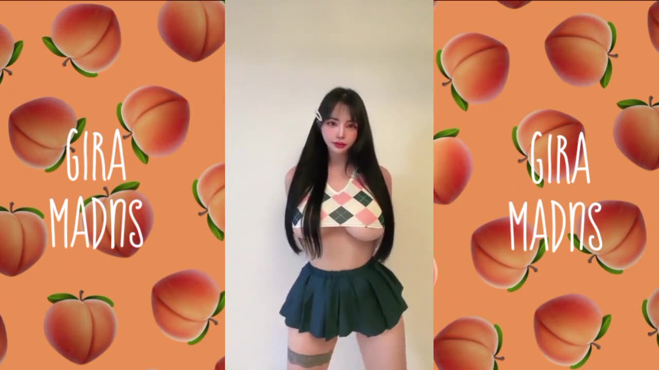 Hot girl in the TikTok challenge 2