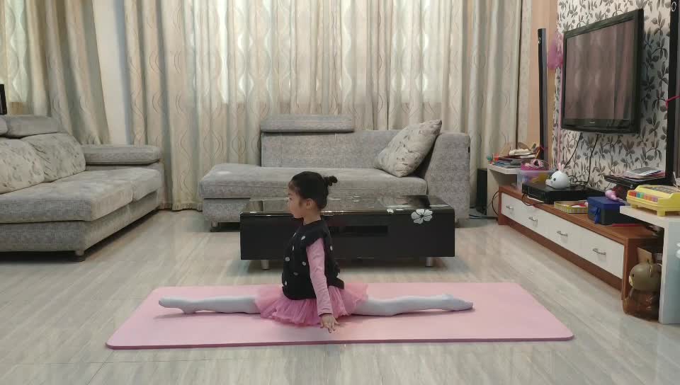 Basic teaching of Chinese Dance