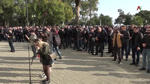 Митинг у драмтеатра в Сухуми - 04.11.2021