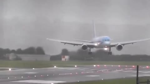 A skilled pilot landing diagonally in 40 knot wind