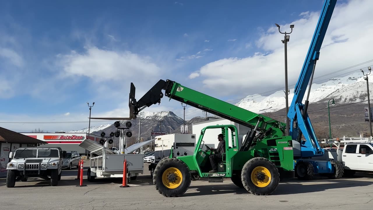 Telehandler Forklift 2018 JLG Skytrak 8042 4x4x4 8,000 LB 42' Reach Diesel Telescopic Fork Lift