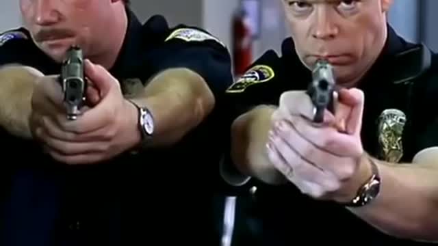 Mr Bean Confuse Police in his own style of FUN smileππππ€£π€£π€£