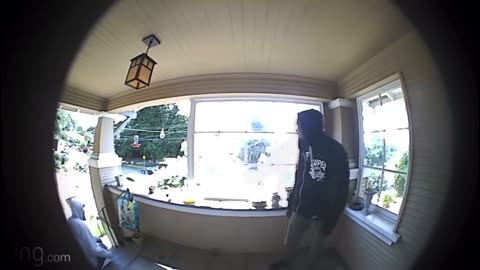 20 Most Disturbing Doorbell Videos That Will Give You Nightmares