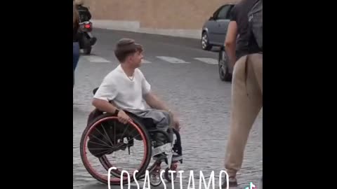 Cosa stiamo diventando...