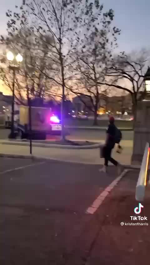 Washington D.C - Asian Guy plays take down the CCP