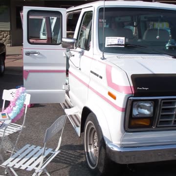 1990 Ford E150 Barbie's Dream Van