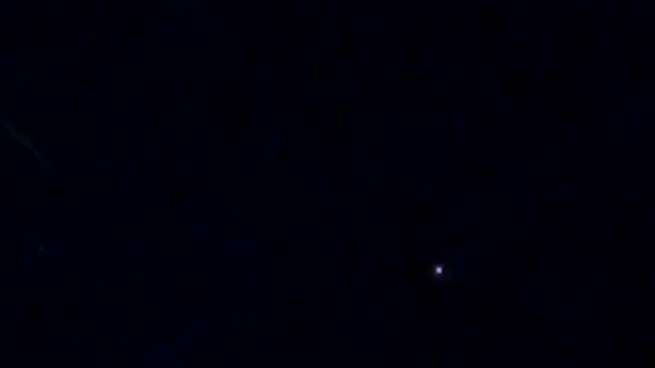 MARK ATTWOOD -A stunning UFO I just filmed after seeing about 7 in the past hour 07.18.2024