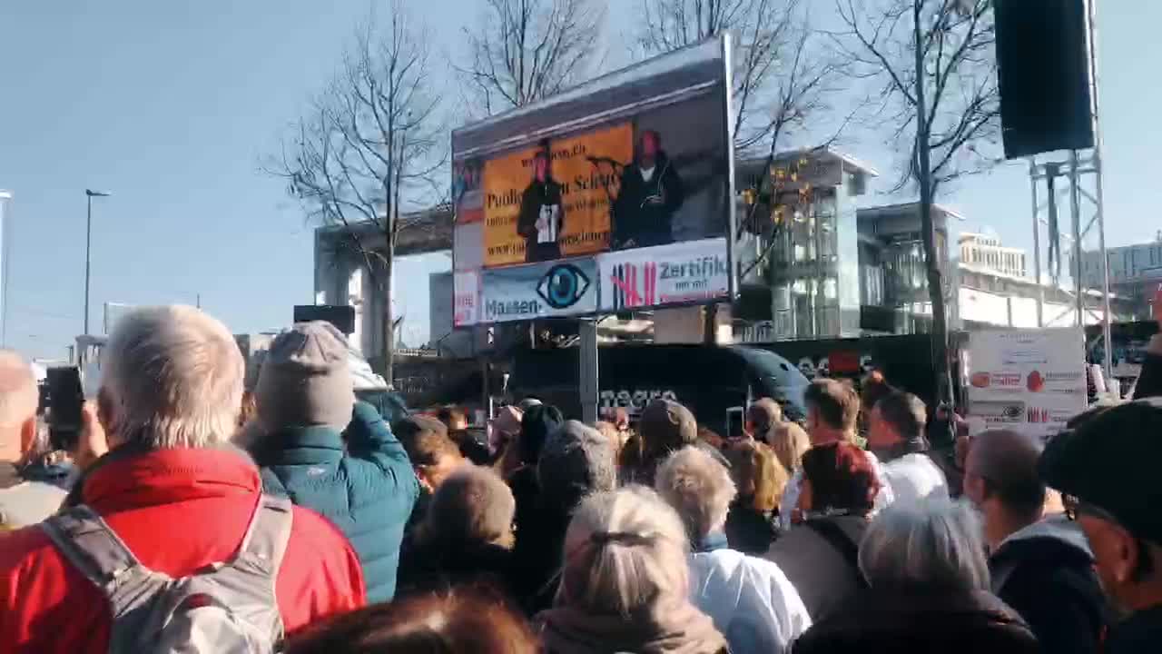 Bern / Schweiz Demo - Sofortiger Stopp der Covid-Massnahmen - 12.11.2021