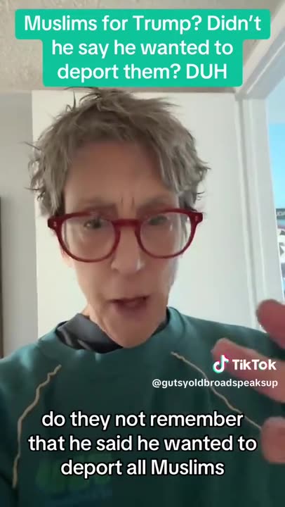 Liberals FREAK OUT As Muslims Show Their Support For Trump