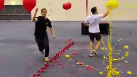 Most intense balloon 🎈 popping race