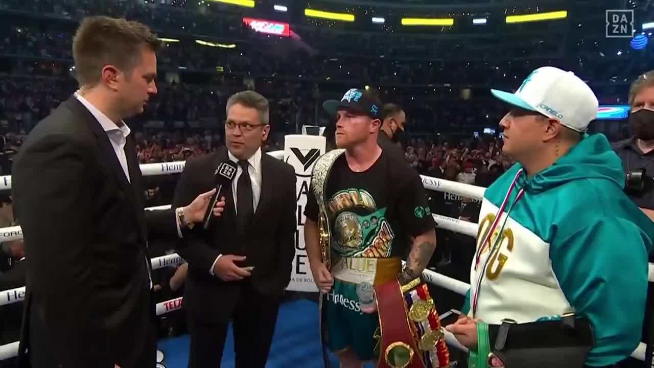 Canelo's HYPED Reaction To Beating Billy Joe Saunders, Calls Out Caleb Plant