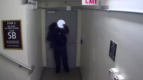 6160RHOBSBRSBST2StairwaySide_2021-01-06_08h20min00s357ms.mp4