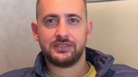 Nipi shkon në New York për të takuar Parashqevi Simakun, i vëllai e ndalon që të...