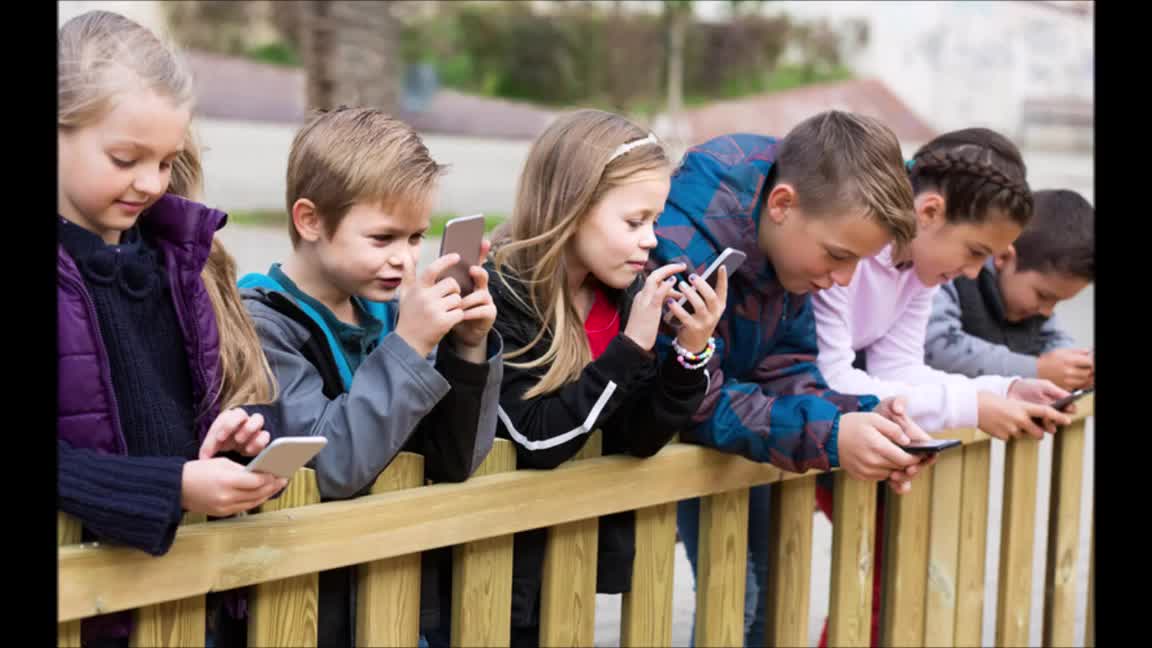 Figlio di 3 anni vittima della tecnologia moderna! Cosa fare!