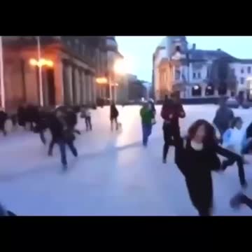 Movie 🎬 🎞 Paid Crisis Actors/Actresses from Kiev #Ukraine... This is what mainstream media and deep state operatived want the world to see (fake wars and fake civilians evacuations) in an effort to manipulate the People.