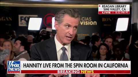 Sean Hannity makes a FOOL out of Gavin Newsom on border crisis