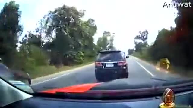 Attempted Pass Stopped by Unexpected Turn