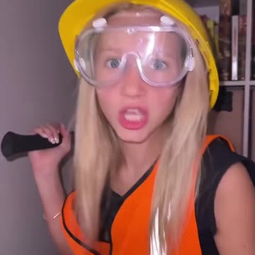 That suspicious _ eyes_eyes notenou ghnelsons nenfam