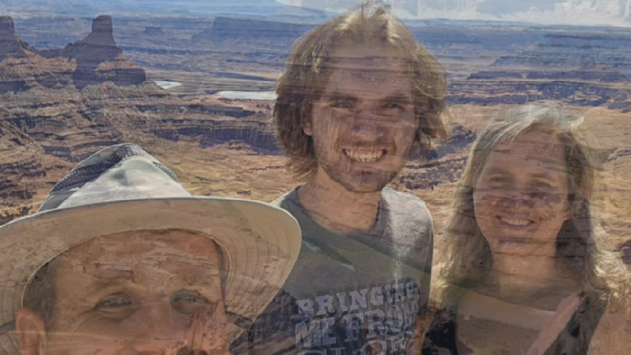 Wide open spaces at Canyonlands N.P. and Dead Horse Point