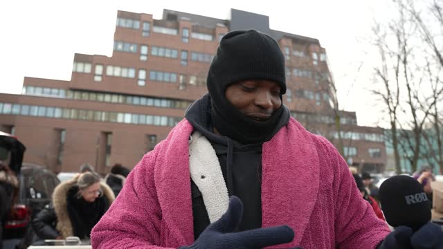 Parc Émilie Gamelin Unis pour les sans abbris 13 Février