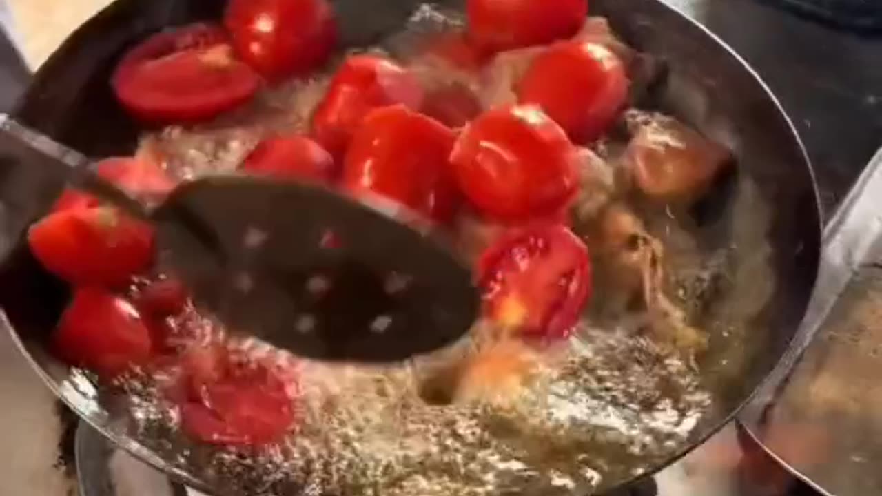 Spicy desi karrayi included black pepper