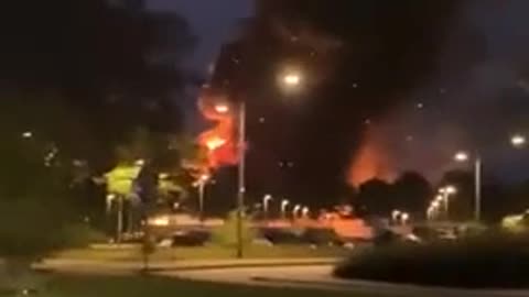 Gates Foundation Funded Grocery Distribution Center Burns To The Ground The Netherlands