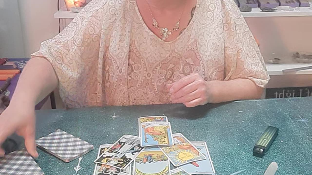 Victories 🥳 & Endings! 9/29/23 Tarot Insight