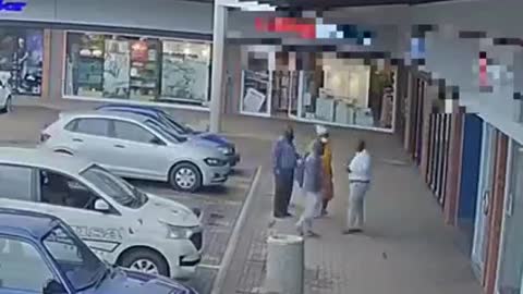 day light robbery in (south Africa)