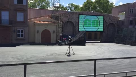 Warner Bros Movie World car show Accident