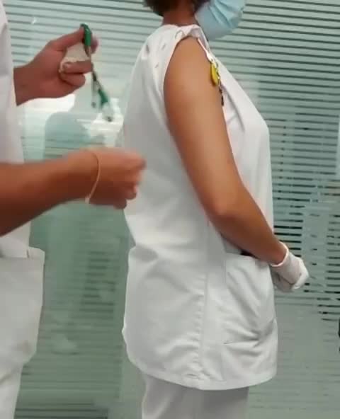 MAGNETISMO EN COMPAÑEROS "VACUNADOS"