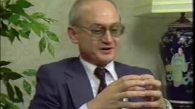 Yuri Bezmenov - Soviet Subversion of the Free World Press - 1984 - full interview