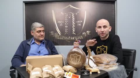 O polupanim pitanjima (Miroljub Petrović)