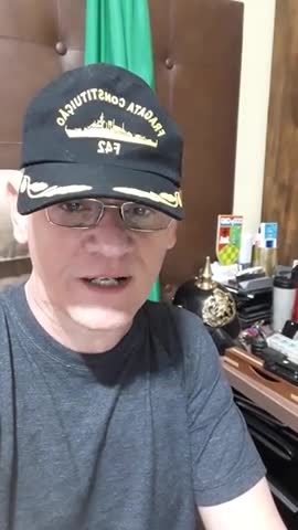 Guerra: recessão bate à porta e barril de petróleo fica abaixo de 100 dólares. #shorts