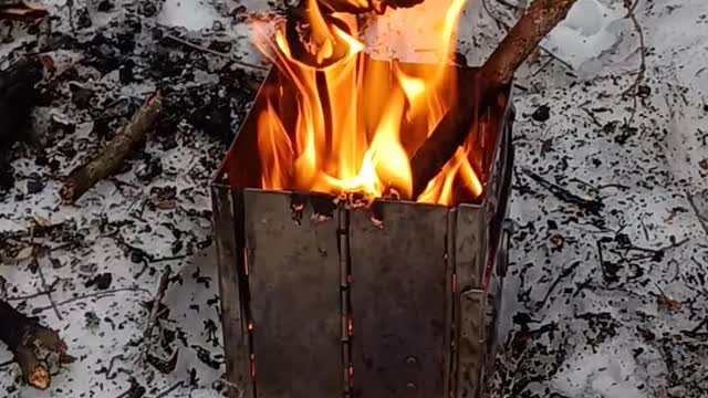 Fireeeeee, with birch bark!