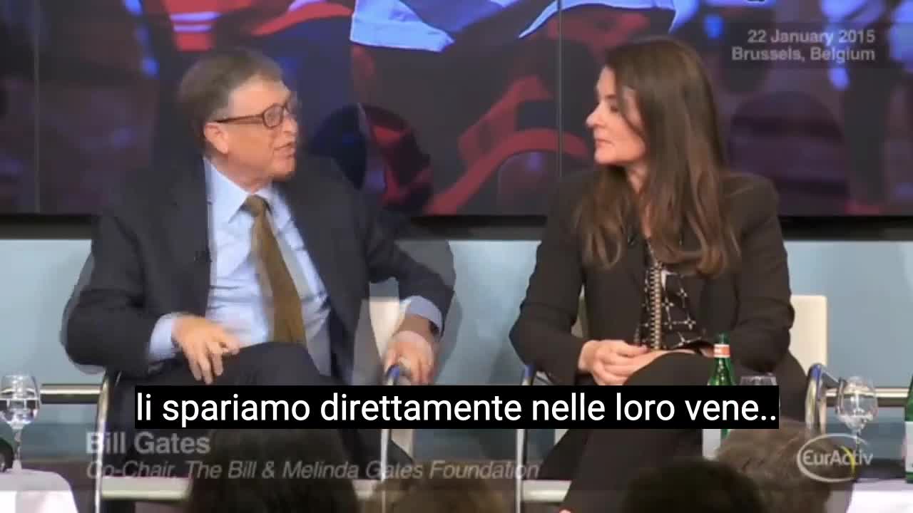 Bill Gates contento di sparare OGM nelle vene dei bambini!