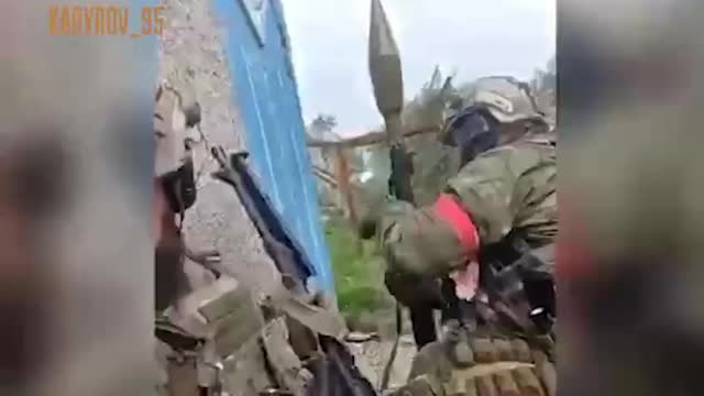 Ukraine War - The usual everyday life of the 'Chechen' security forces