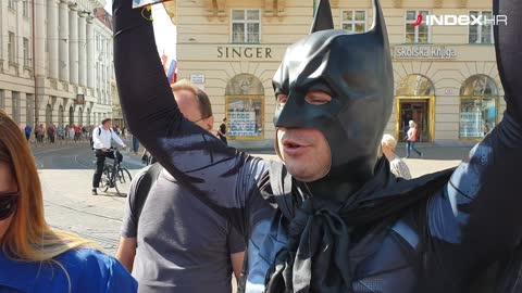 Na prosvjedu radnika Uljanika pojavio se i Batman