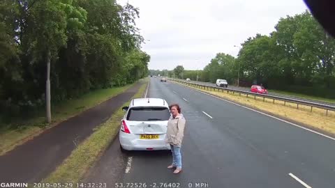 Car Cuts Off Truck That Can't Stop