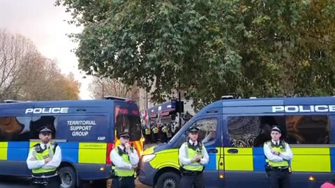 Pro and anti Iran regime protesters kick off in England