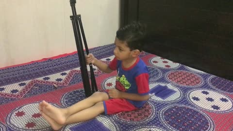 Muhammad play with guns and yahya play with car