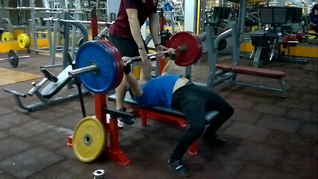 Bench press 160 kg