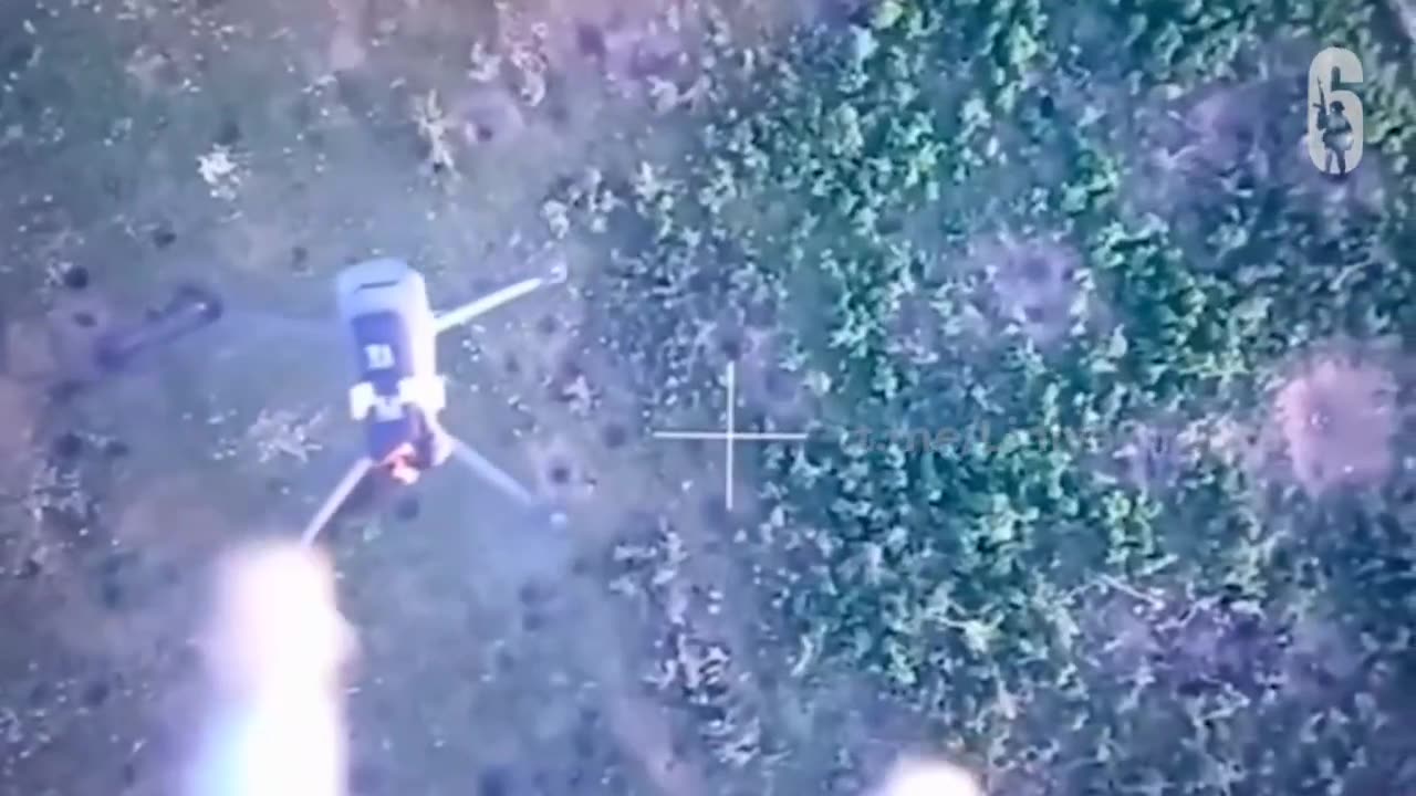 Russian Net Launcher drone successfully eliminating Ukrainian copters (drones)