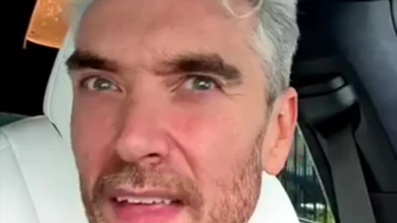 THE HOLLYWOOD LIBERALS ARE WAKING UP